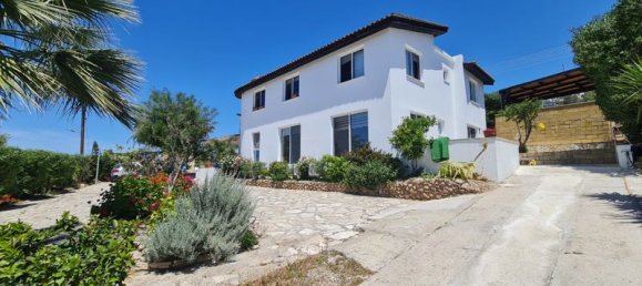 6 bedrooms Villa in Tala, Cyprus No. 9370 5