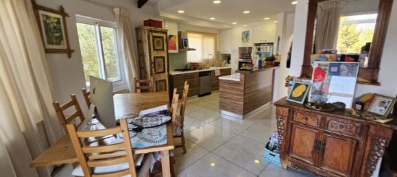 6 bedrooms Villa in Tala, Cyprus No. 9370 10