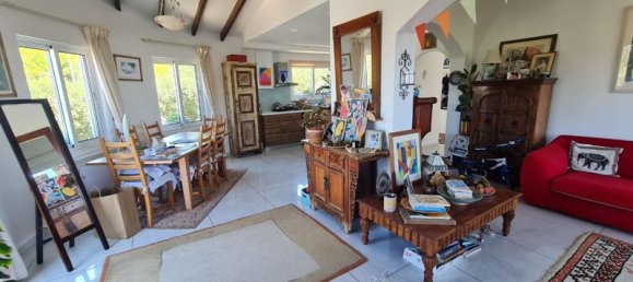 6 bedrooms Villa in Tala, Cyprus No. 9370 12