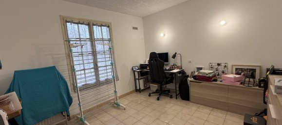 Casa T4 em Saint-Germain-les-Senailly, France N.º 201160 6