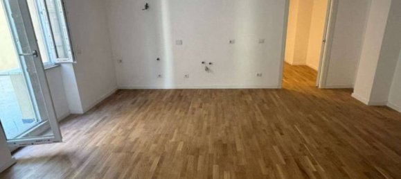 Apartamento de 1 dormitorio en Rome, Italy No. 302110 2