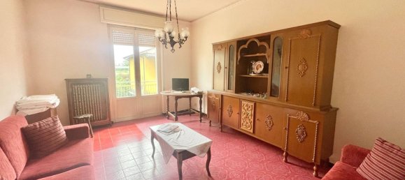 4 bedrooms Apartment in Carpaneto Piacentino, Italy No. 357355 2
