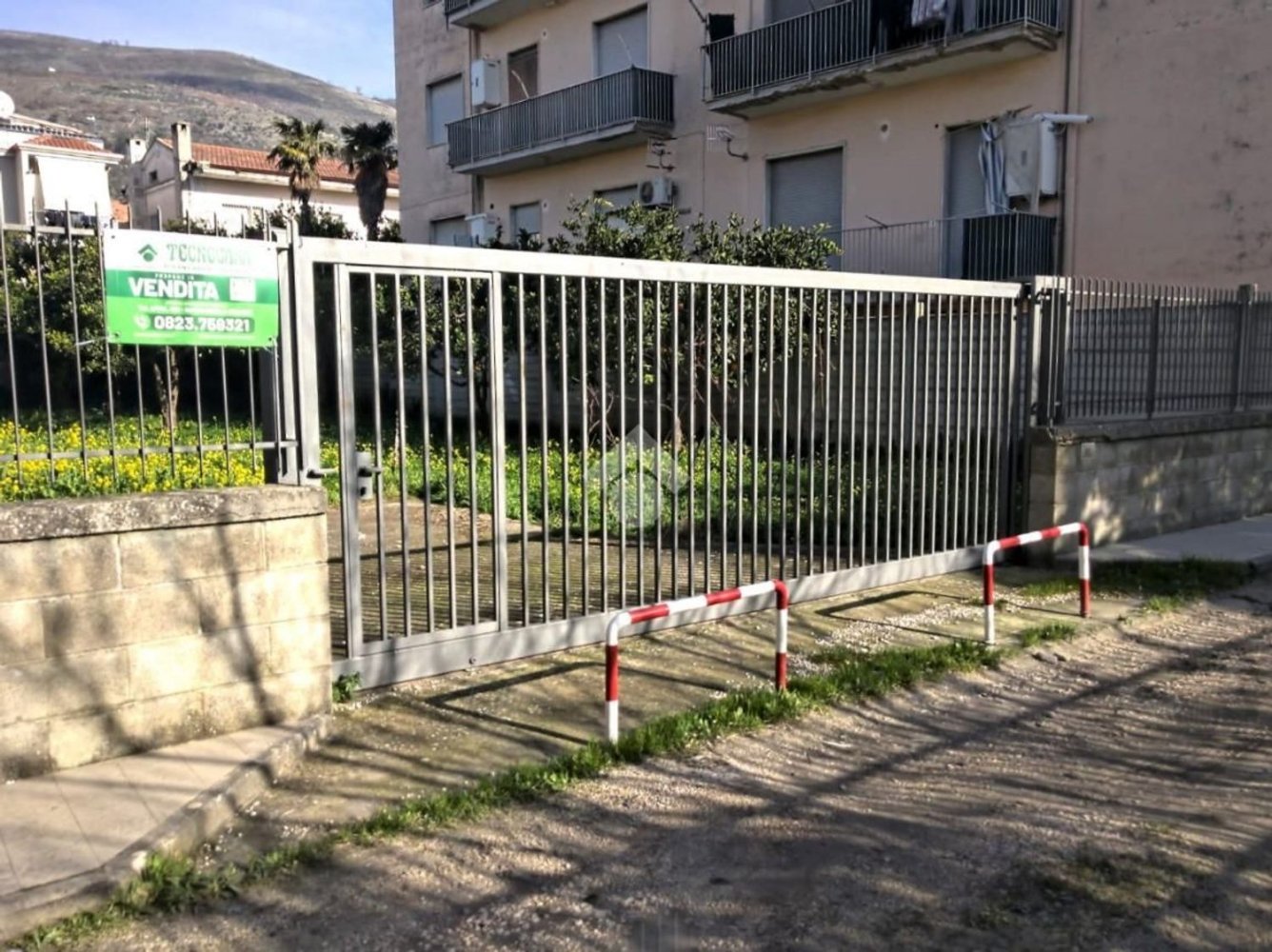 600m² Land in Santa Maria a Vico, Italy No. 103924
