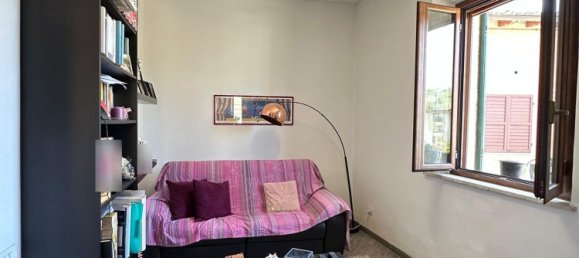 3 bedrooms Apartment in Siena, Italy No. 377869 2