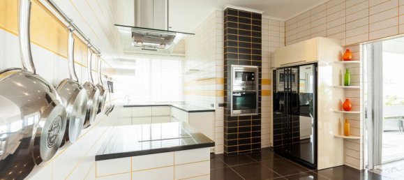 5 bedrooms Condo in Pattaya, Thailand No. 4004 13