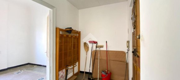 4 rooms Apartment in Savona, Italy No. 39878 26