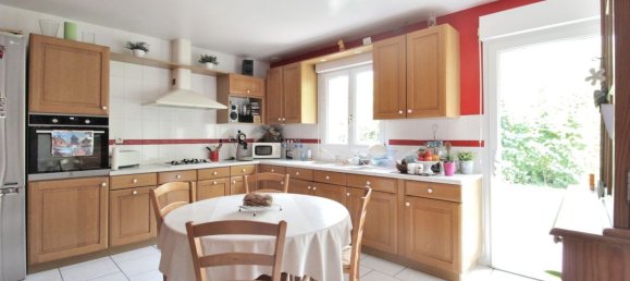 4 bedrooms House in Longueau, France No. 240430 11