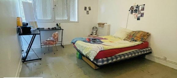 Edificio de 6 dormitorios en Chateauroux, France No. 48934 4