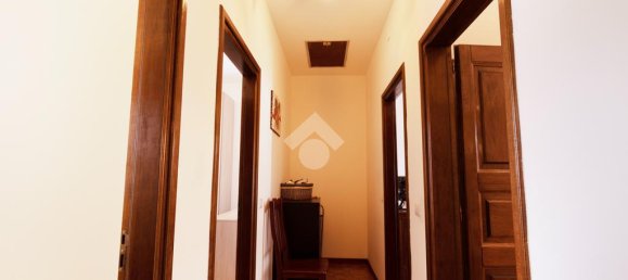 3 bedrooms Villa in Medesano, Italy No. 356133 9