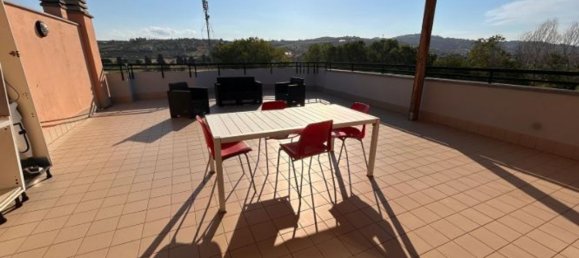 Apartamento de 4 dormitorios en Tortoreto, Italy No. 324175 37