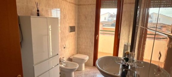 Apartamento de 4 dormitorios en Tortoreto, Italy No. 324175 6