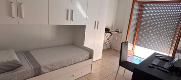 Apartamento de 4 dormitorios en Tortoreto, Italy No. 324175 4