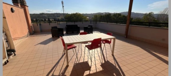Apartamento de 4 dormitorios en Tortoreto, Italy No. 324175 20