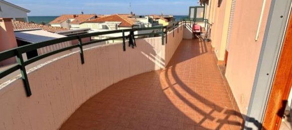 Apartamento de 4 dormitorios en Tortoreto, Italy No. 324175 3