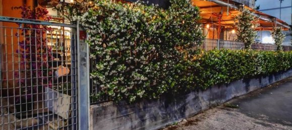 93m² Commercial property in Rome, Italy No. 264414 8