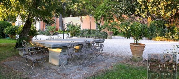 Дом с 8 спальнями в Кортона, Италия № 274 4