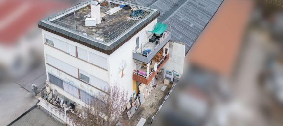 Gewerbliche Immobilie in Rems-Murr-Kreis, Germany 1169m², Nr. 18365 3