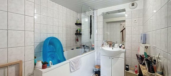 Casa de 2 dormitorios en Montlucon, France No. 355808 8