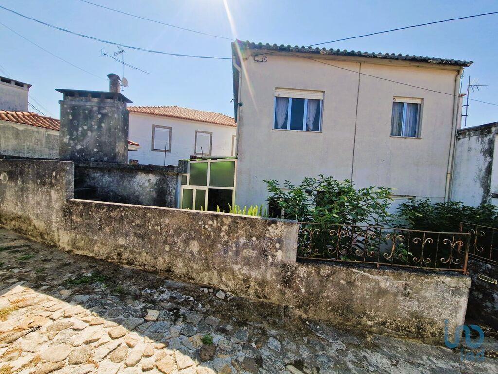 3 bedrooms Villa in Viana do Castelo, Portugal No. 257767