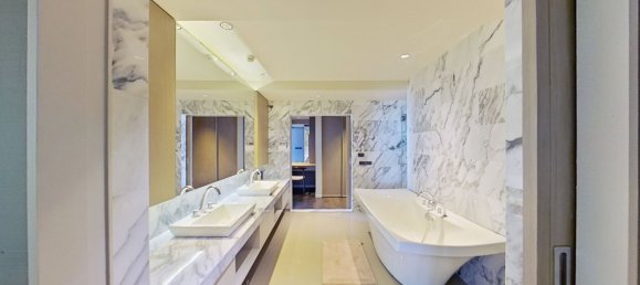 3 Schlafzimmer Doppelhaus in Watthana, Thailand, Nr. 68723 11