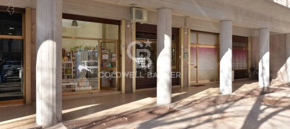 2-Zimmer Gewerbliche Immobilie in Lecce, Italy, Nr. 162468 8