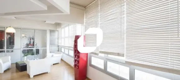 290m² Office in Ivry-sur-Seine, France No. 346118 2