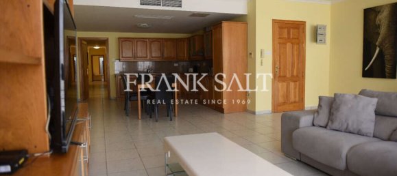 3 bedrooms Apartment in Birgu, Malta No. 3379 9