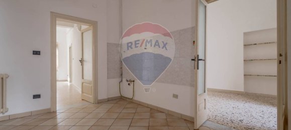 5 rooms Apartment in Monopoli, Italy No. 180893 9