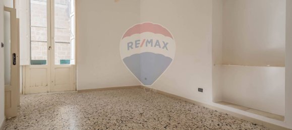 5 rooms Apartment in Monopoli, Italy No. 180893 25