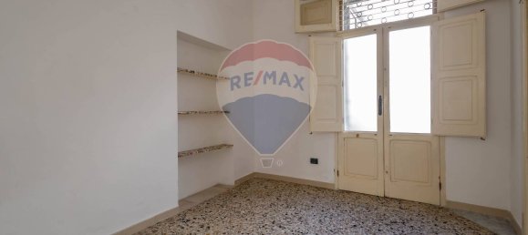 5 rooms Apartment in Monopoli, Italy No. 180893 22