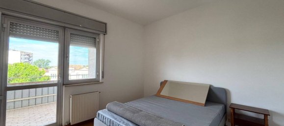 3 bedrooms Apartment in Udine, Italy No. 295801 11