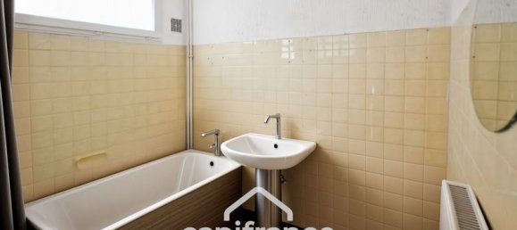 2 bedrooms House in Saint-Quentin, France No. 47161 17