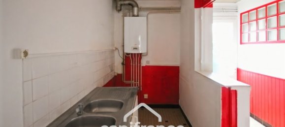 2 bedrooms House in Saint-Quentin, France No. 47161 3