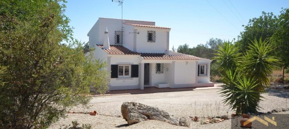3 bedrooms Villa in Loule, Portugal No. 145554 2