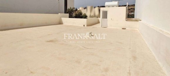 6 bedrooms Townhouse in Burmarrad, Malta No. 11013 18