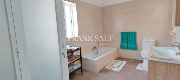 6 bedrooms Townhouse in Burmarrad, Malta No. 11013 31