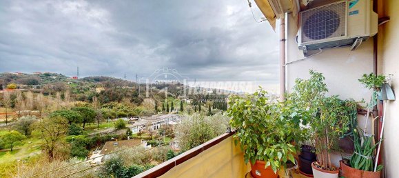 5-Zimmer Wohnung in La Spezia, Italy, Nr. 32977 3