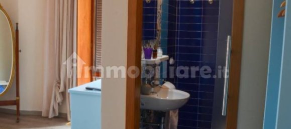 5-salle Appartement à Naples, Italy No. 319196 3