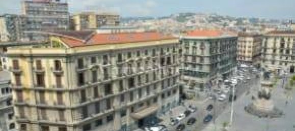 5-salle Appartement à Naples, Italy No. 319196 16