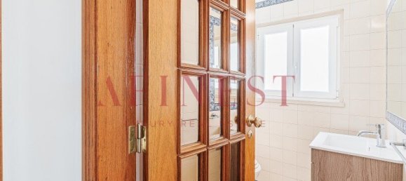 3 bedrooms Villa in Cascais, Portugal No. 275764 9