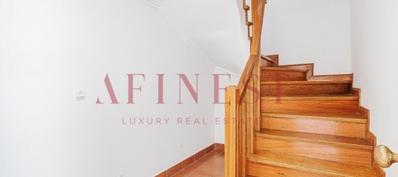 3 bedrooms Villa in Cascais, Portugal No. 275764 24