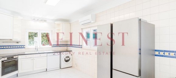 3 bedrooms Villa in Cascais, Portugal No. 275764 15