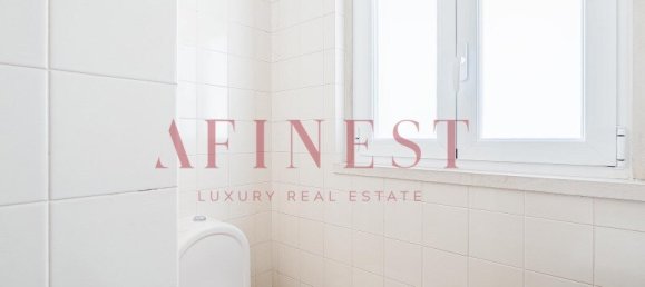 3 bedrooms Villa in Cascais, Portugal No. 275764 10