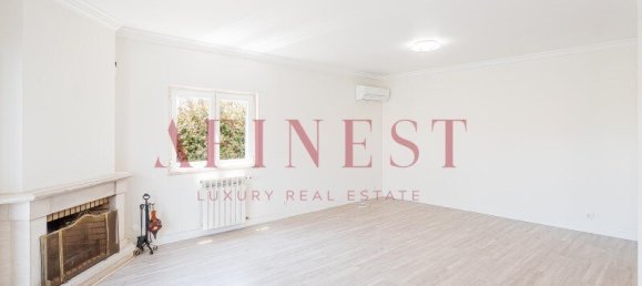 3 bedrooms Villa in Cascais, Portugal No. 275764 5