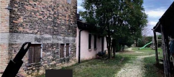 8 rooms House in Carbonera, Italy No. 297426 7