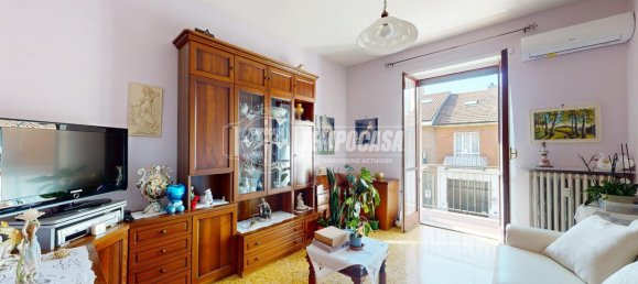 3 rooms Apartment in Turin, Italy No. 39848 15