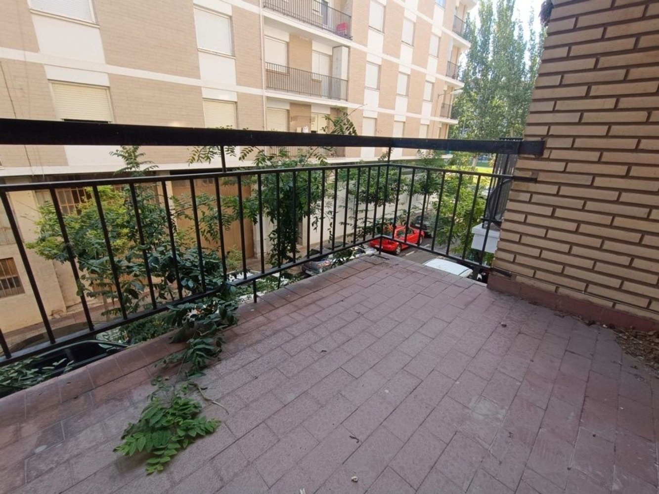 3 bedrooms Apartment in Logrono, Spain No. 247416