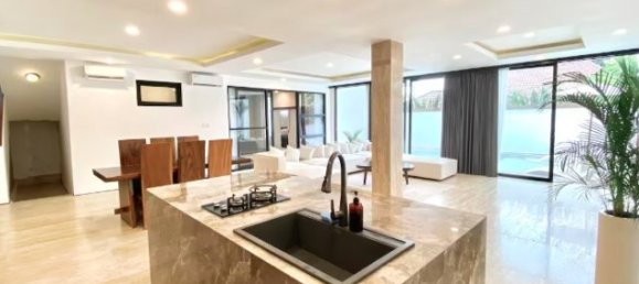 5 bedrooms Villa for rent in South Kuta, Badung, Bali, Indonesia № 3618 10
