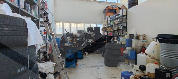 Lagerhaus in San Lazzaro di Savena, Italy 205m², Nr. 25344 3