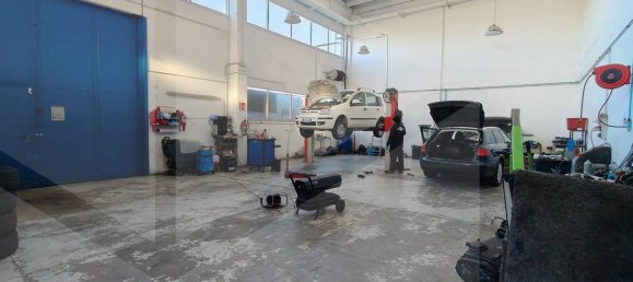 Lagerhaus in San Lazzaro di Savena, Italy 205m², Nr. 25344 2